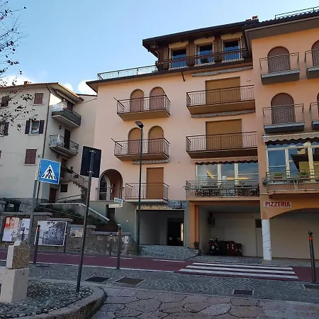 Casa Adua