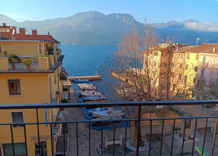 Casa Adua * Brenzone sul Garda